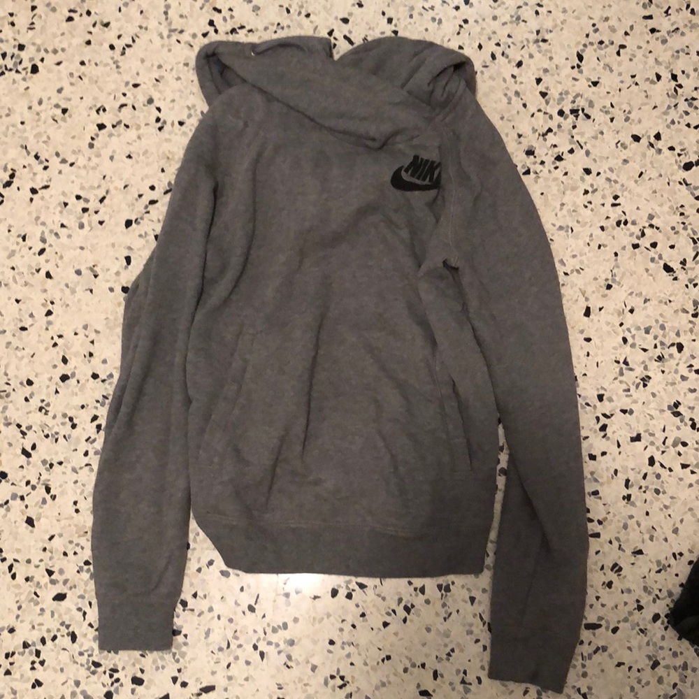 Crisscross neck Nike sweatshirt